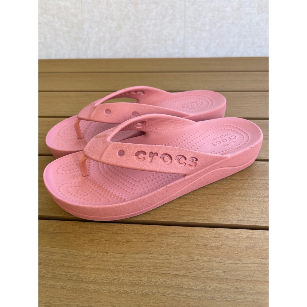 Crocs Baya Platform Flip Flops Sandals Women's Size 7 Dusty Rose Pink